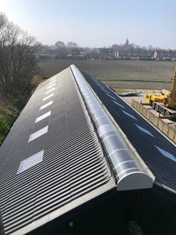 Vezelcement golfplaten