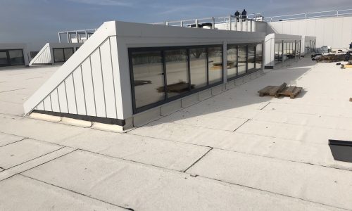 Dak opbouwen bekleed met speciaal gezet aluminium