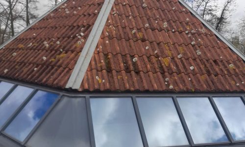baksteenrode golfplaten oud